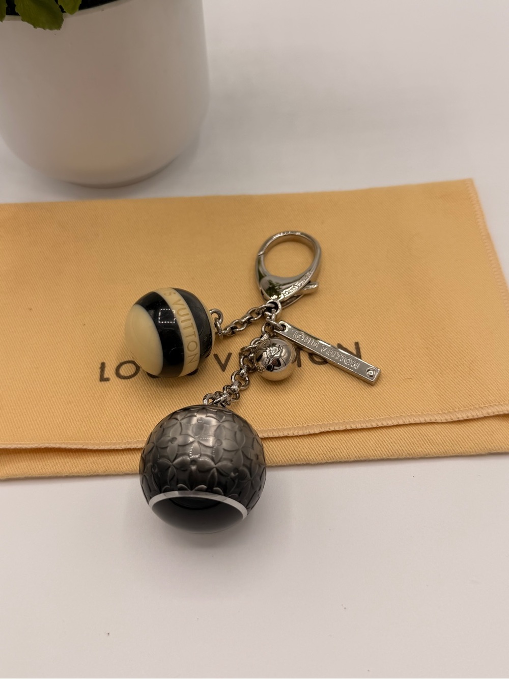 Louis Vuitton Mini Lin Croisette Bag Charm - Picture 7 of 9